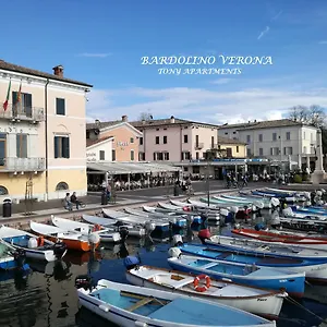 https://apartments-tony-in-bardolino.hotelinveneto.com