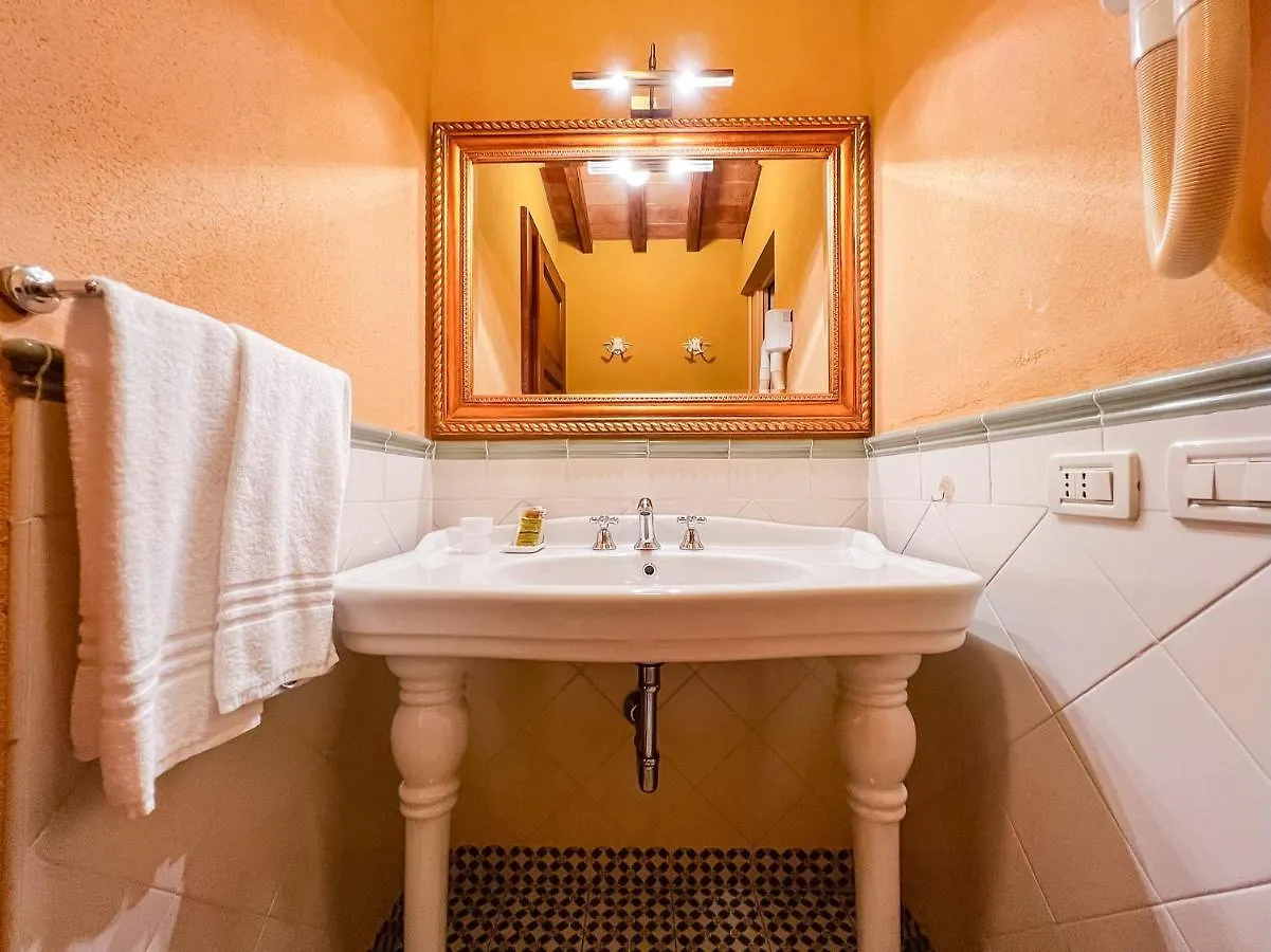 Agriturismo Cima Alla Serra Buti 0*,